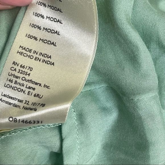 Free People Elora Mini Dress Mermaids Tail Puff Sleeve Lace Boho Peasant Size XS - Picture 16 of 16